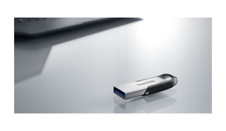 Ultra Flair USB Typ-A Stick 512 GB  (Silber) 