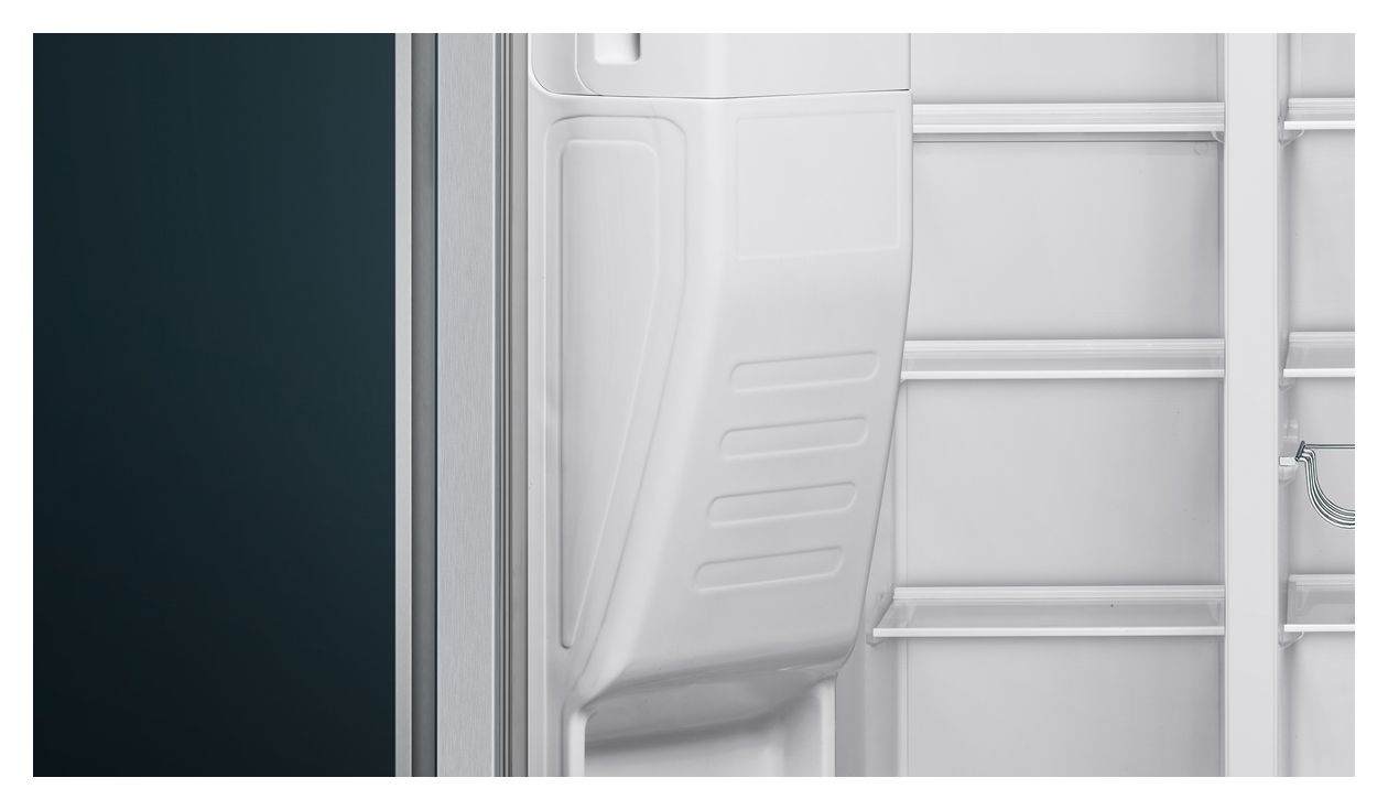 iQ500 KA93GAIEP Side-by-Side Kühl-/ Gefrierkombination 369 l / 191 l 323 kWh NoFrost 1787 mm x 908 mm  (Edelstahl) 