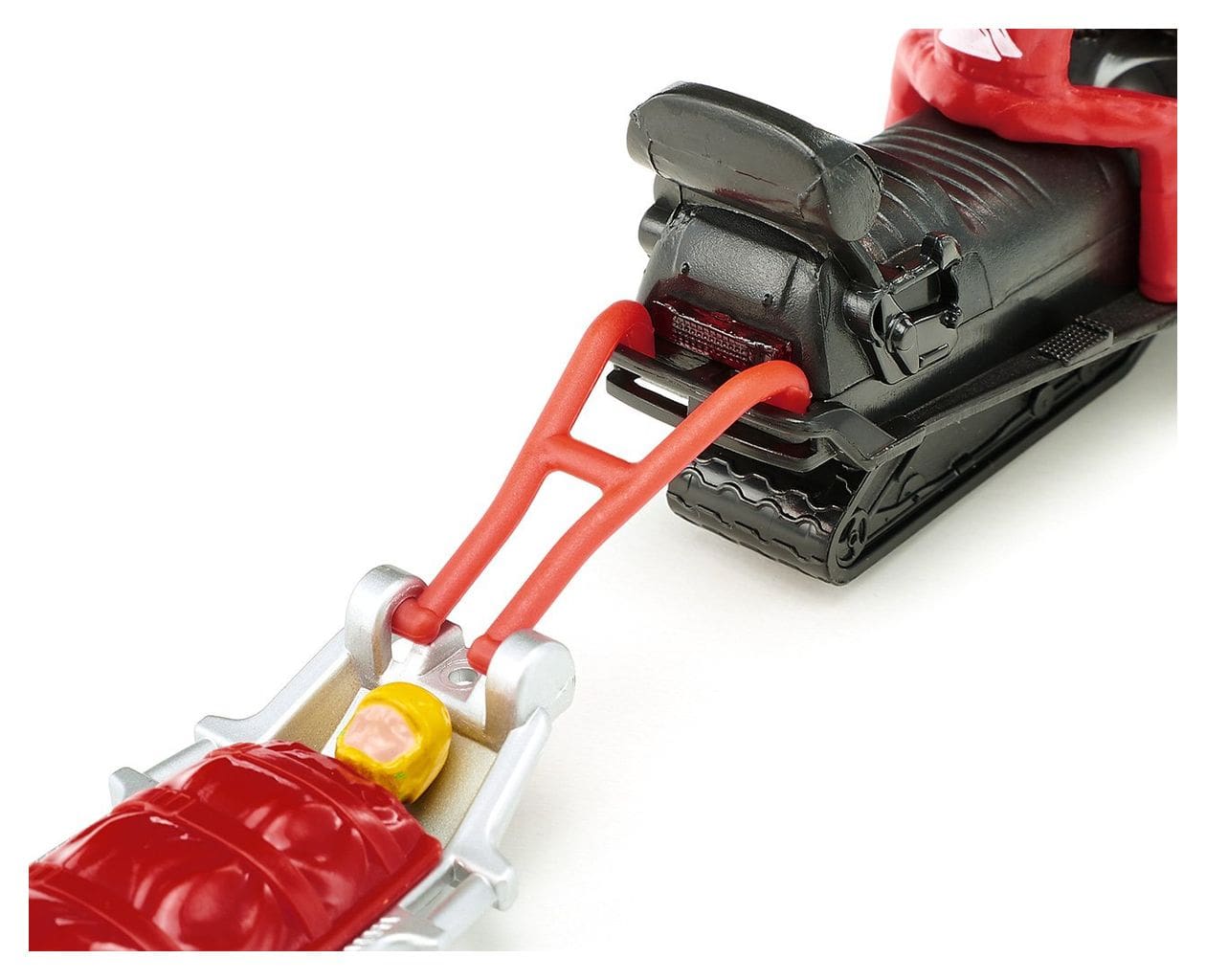 Snowmobil mit Rettungsschlitten 
