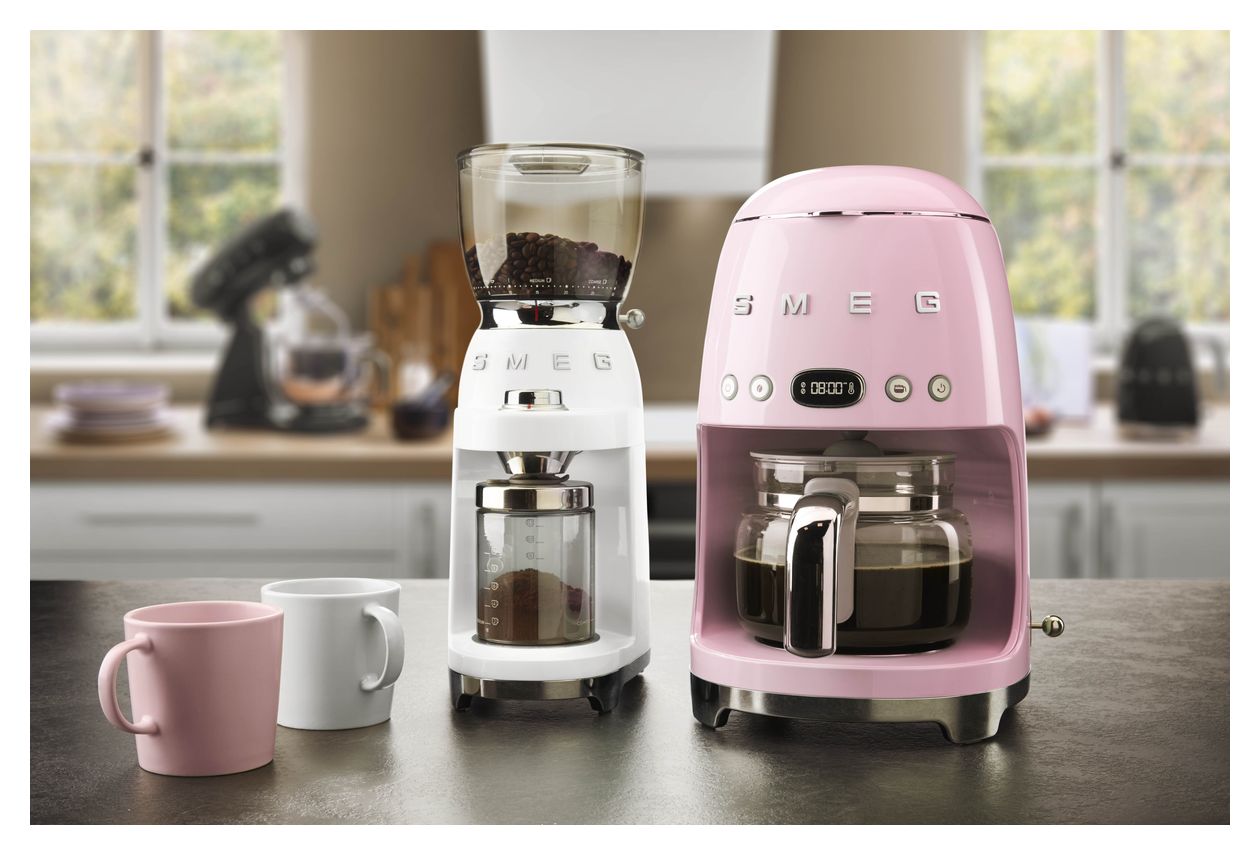 DCF02PKEU 10 Tassen Filterkaffeemaschine 1,4 l  (Pink) 