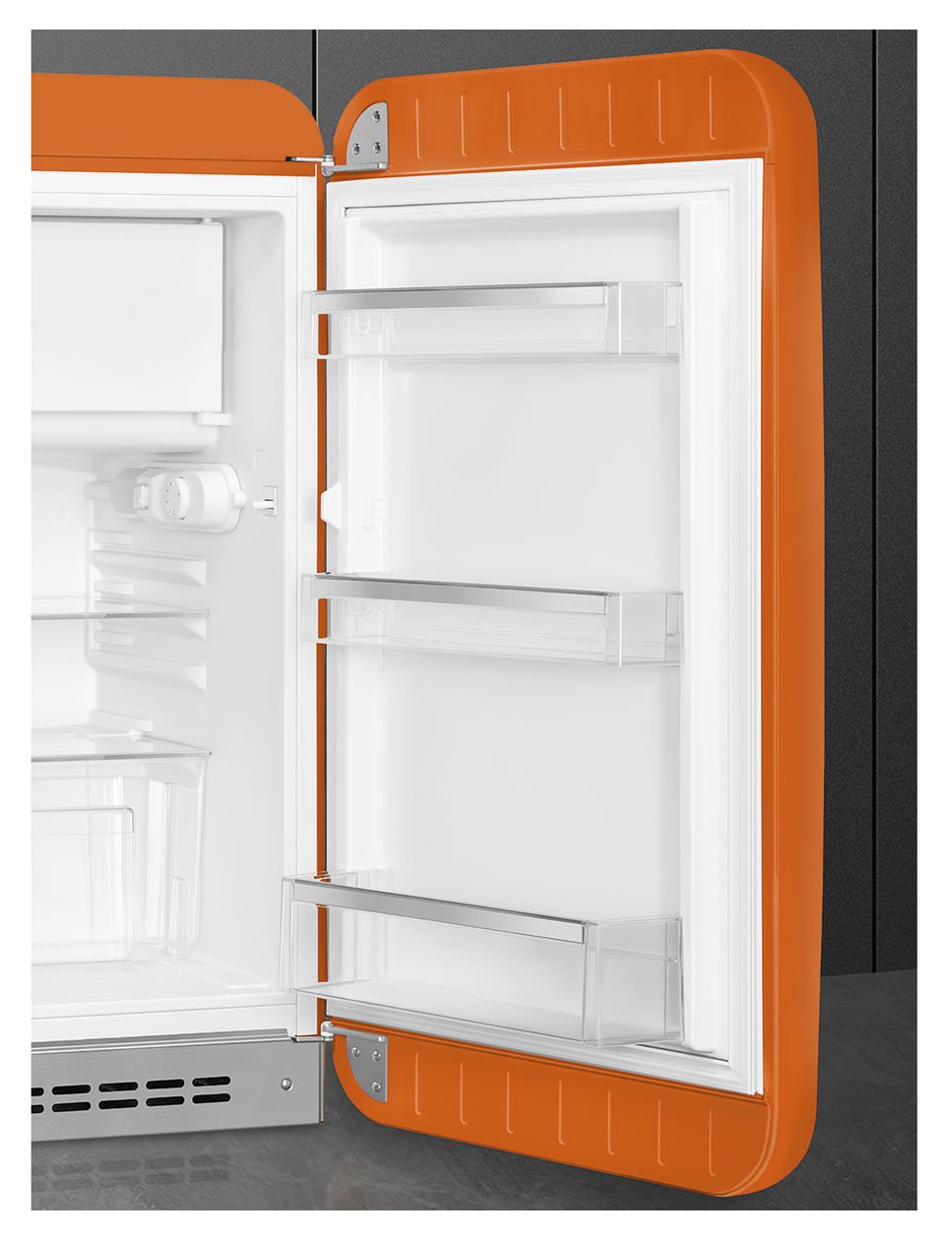 FAB10ROR5 122 l / 105 l Kühlschrank freistehend EEK: E 142 kWh Jahr  (Orange) 