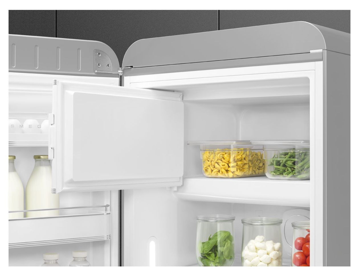 FAB28LSV6 270 l / 244 l Kühlschrank freistehend EEK: C 104 kWh Jahr  (Silber) 