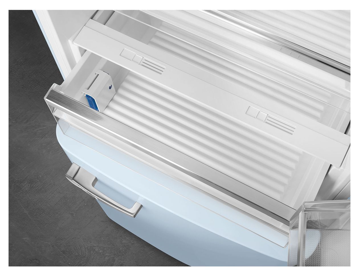 FAB38RPB6 344 l / 137 l Kühl-Gefrierkombi freistehend NoFrost 230 kWh Jahr  (Blau) 