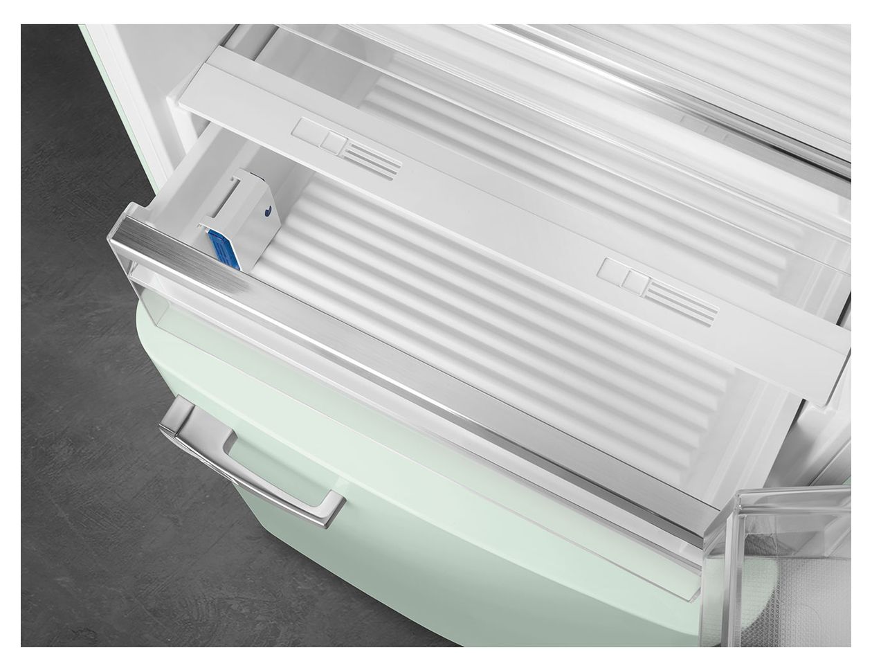 FAB38RPG6 344 l / 137 l Kühl-Gefrierkombi freistehend NoFrost 230 kWh Jahr  (Grün) 