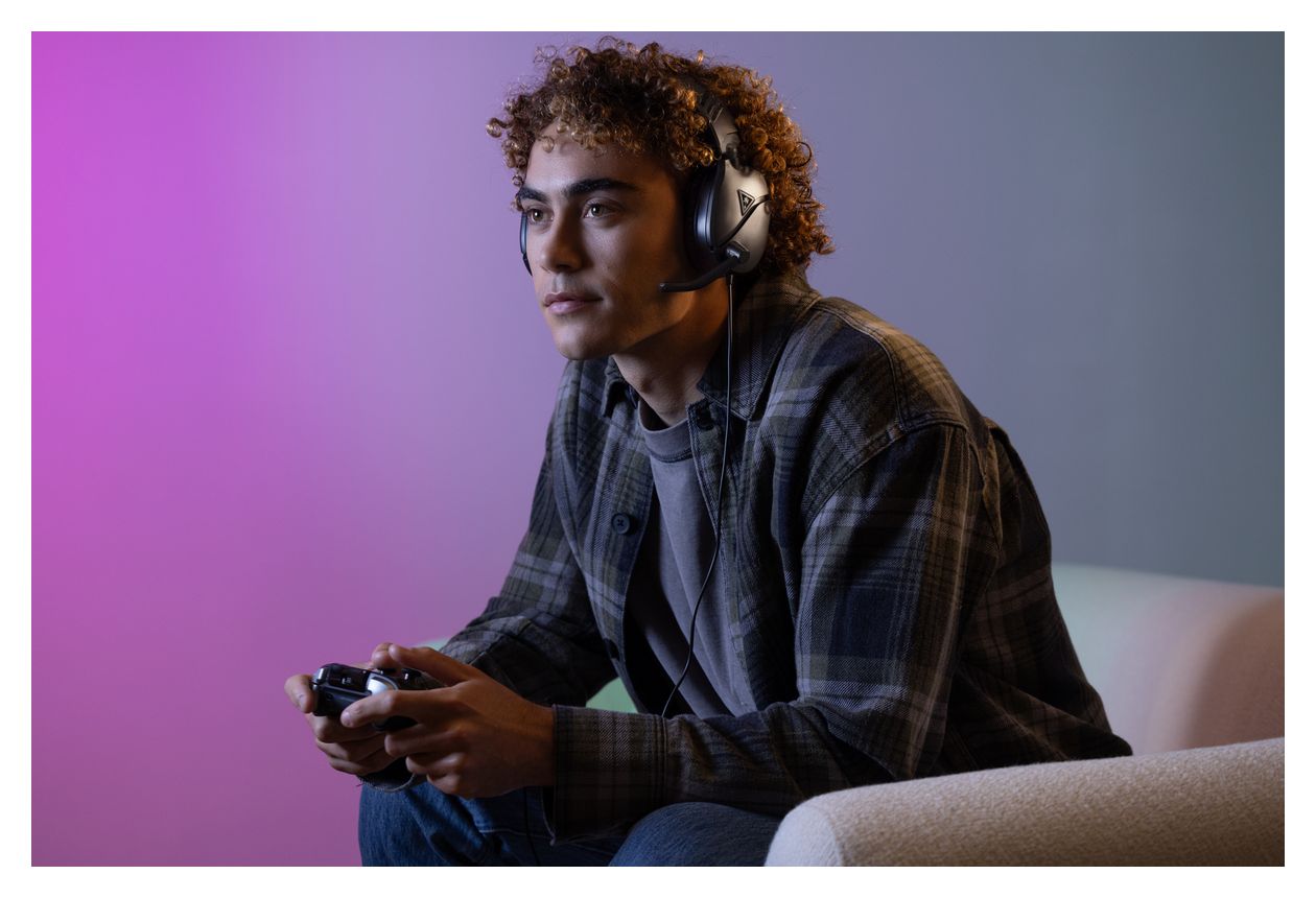 Recon 70 Gaming Over Ear Kopfhörer Kabelgebunden  (Schwarz) 