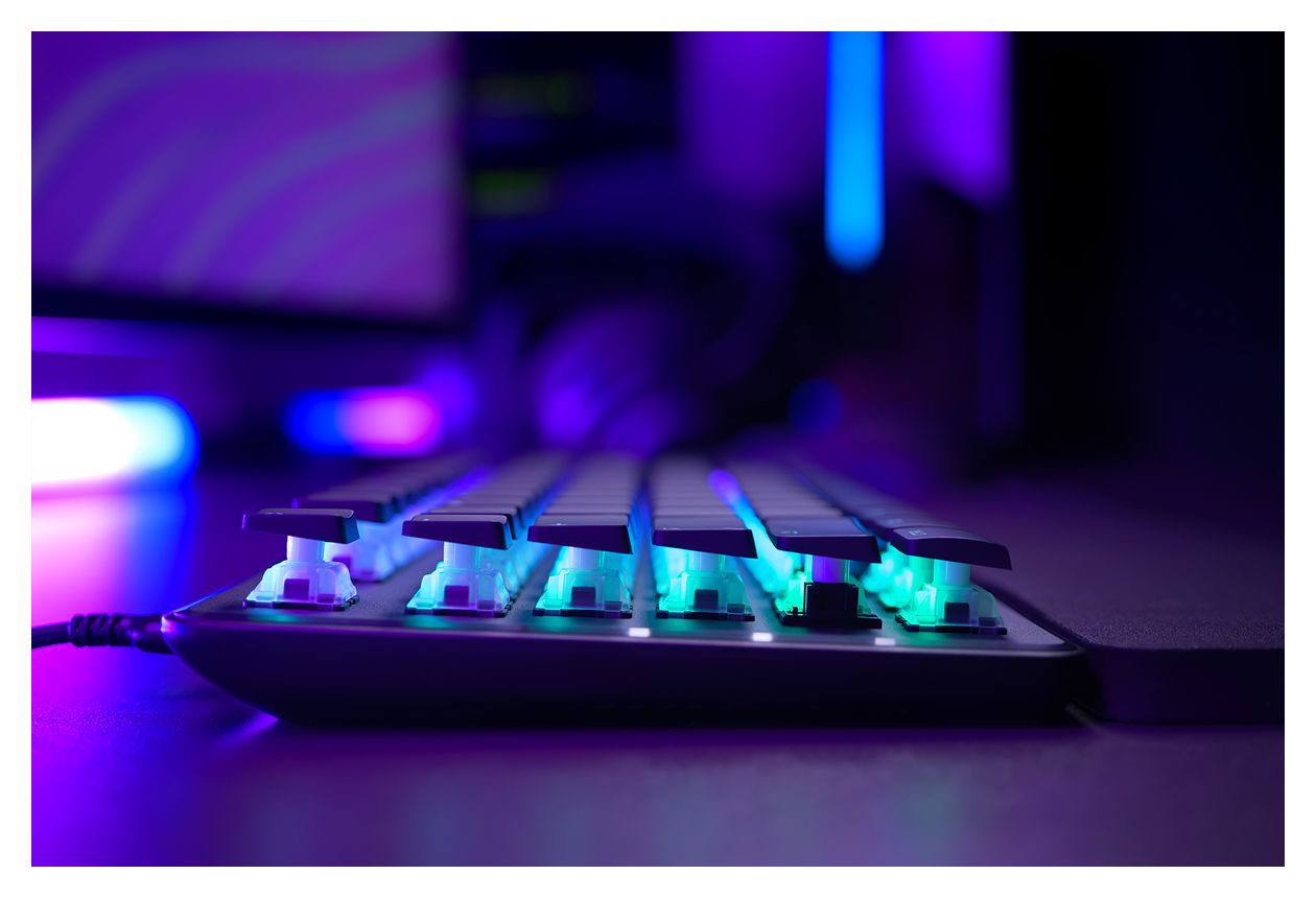 Vulcan II TKL Pro RGB-LED Gaming Tastatur USB  (Schwarz) 