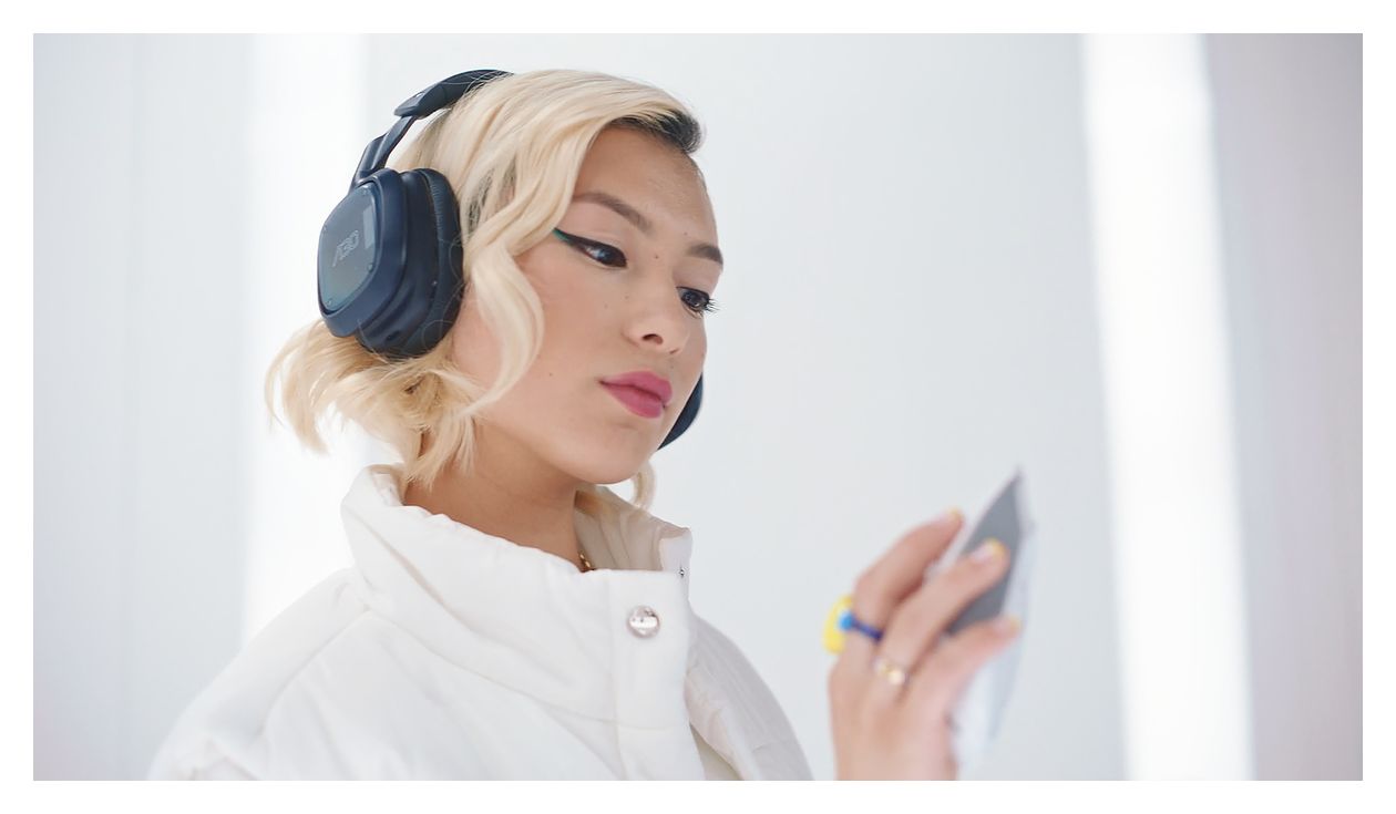 A30 Over Ear Bluetooth Kopfhörer kabellos 27 h Laufzeit  (Navy) 