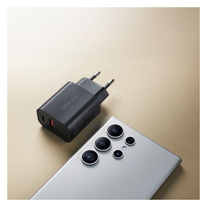 Power Adapter W30AC, 30W, USB-A und USB-C Anschluss, schwarz 