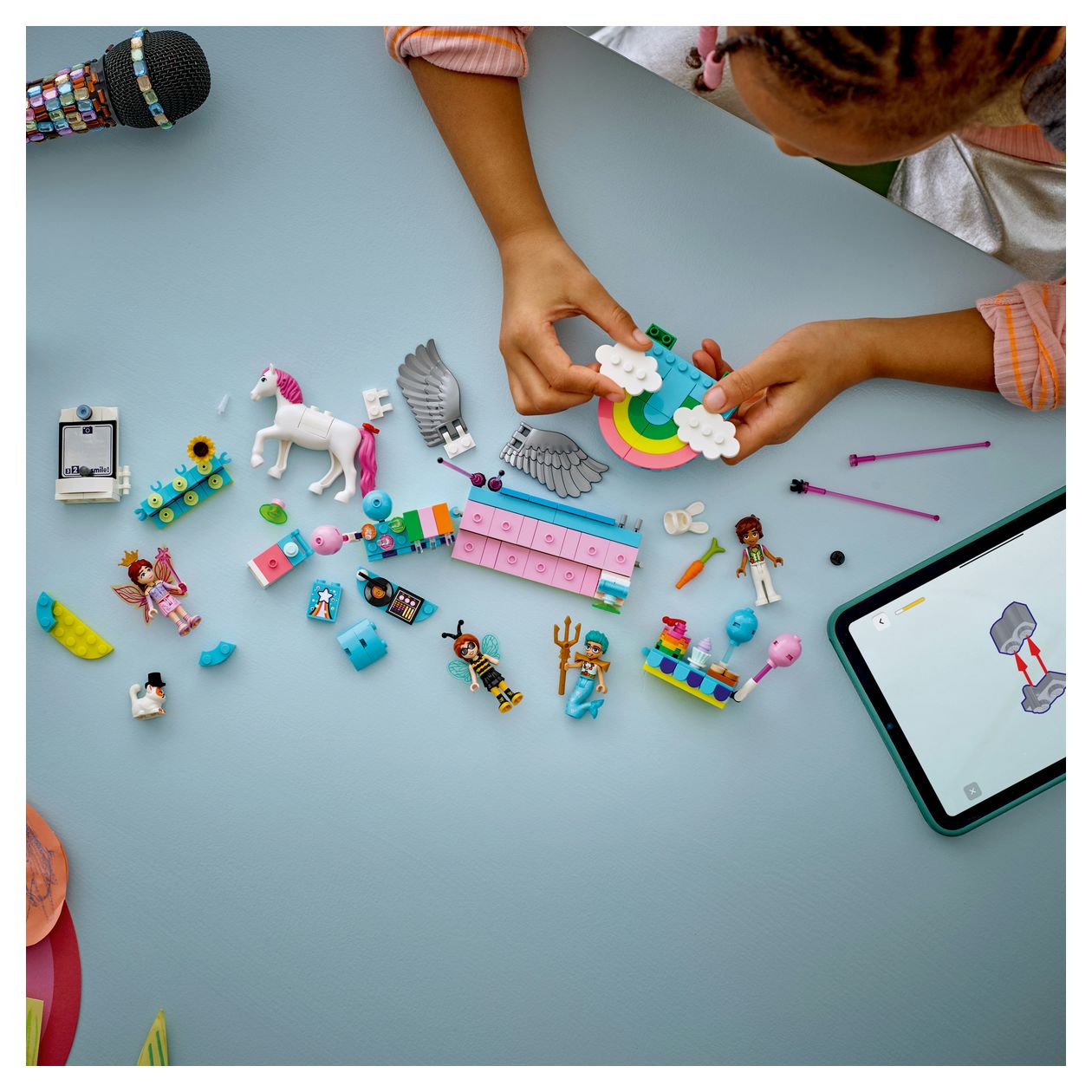 Kostümparty mit Einhorn und Fee 