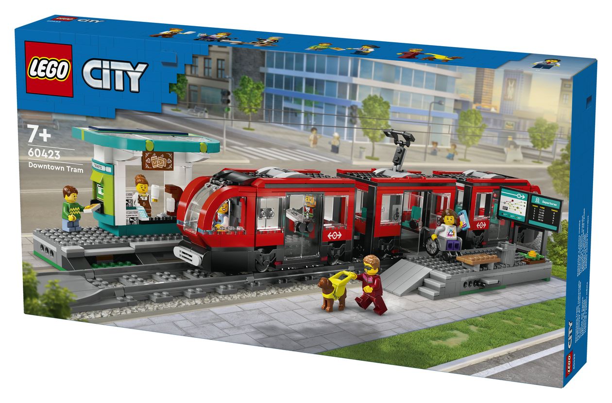 Straßenbahn mit Haltestelle 