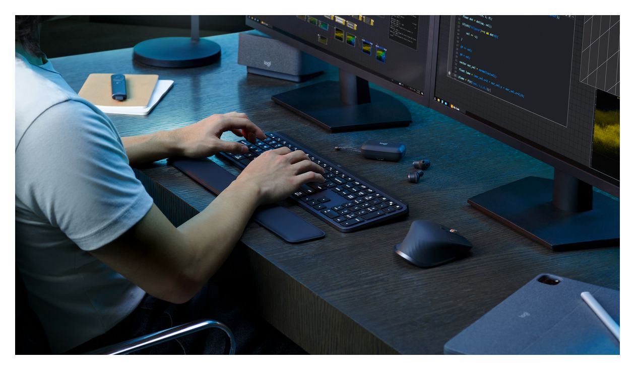 MX Keys S LED Universal Tastatur Bluetooth  (Graphit) 