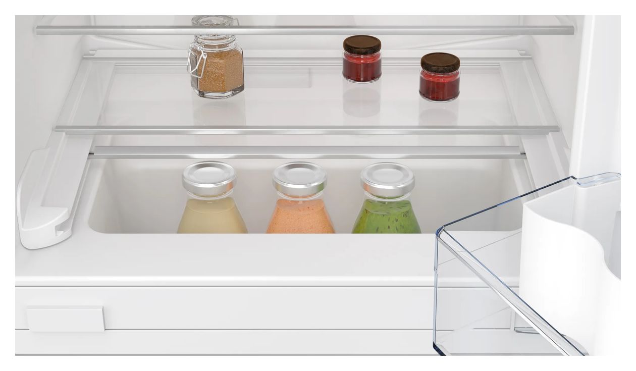 N50 KU2222FD0 93 l 82 cm Einbaukühlschrank EEK: D 119 kWh Jahr 