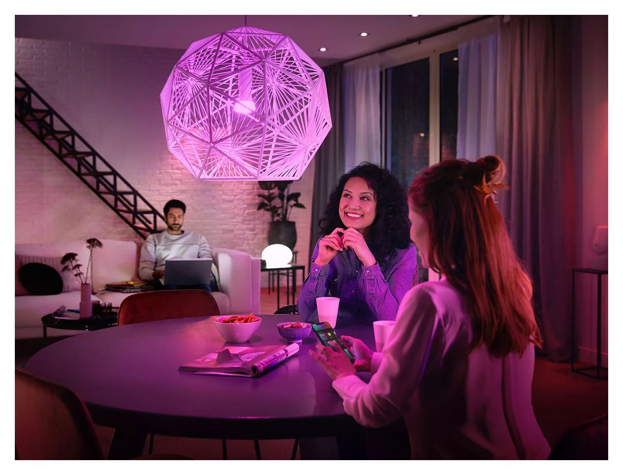 Hue White & Color Ambiance Starter-Set: E27 A60 Doppelpack LED Set für intelligente Beleuchtung Multi AC 