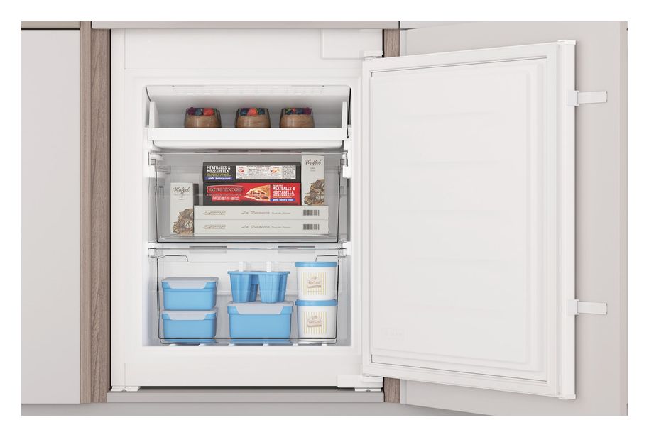 PCITN18S2 182 l / 68 l Einbau Kühl-/Gefrierkombination 224 kWh NoFrost 