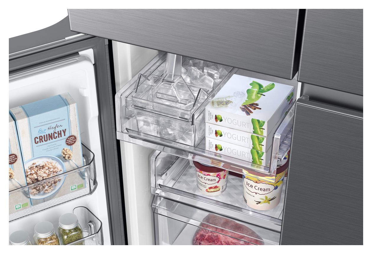 RF59C700ES9 Side-by-Side Kühl-/ Gefrierkombination French Door 390 l / 259 l 362 kWh 1746 mm x 912 mm  (Silber) 