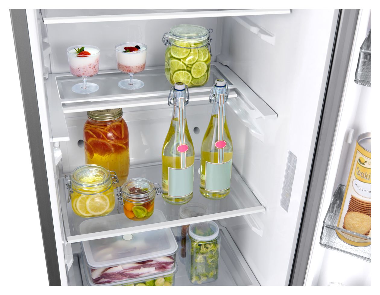 RR39C7BG7S9 387 l Kühlschrank freistehend EEK: C 77 kWh Jahr  (Edelstahl) 