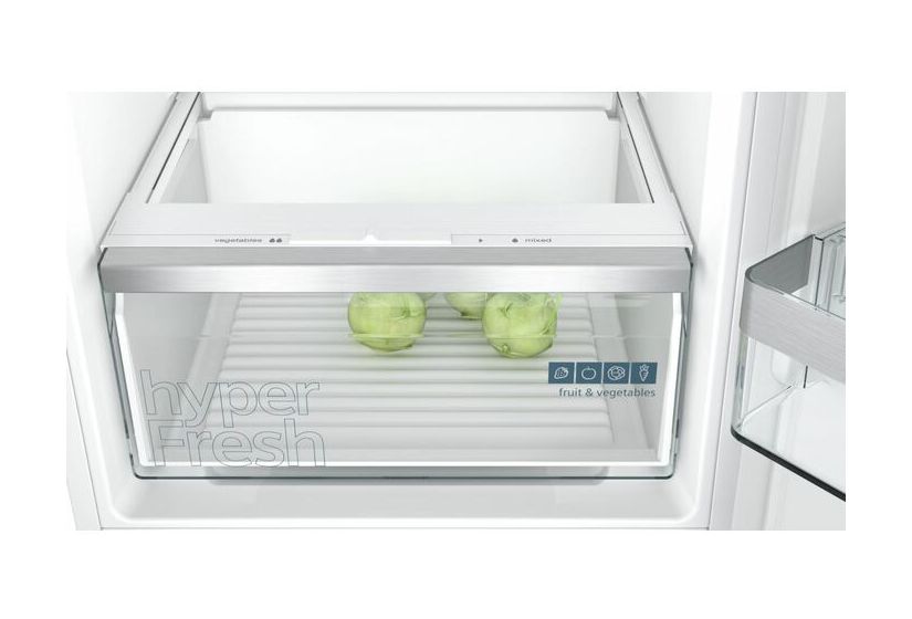 iQ300 KI87VVFE1 200 l / 70 l 177,5 cm Einbau Kühl-/Gefrierkombination 216 kWh 