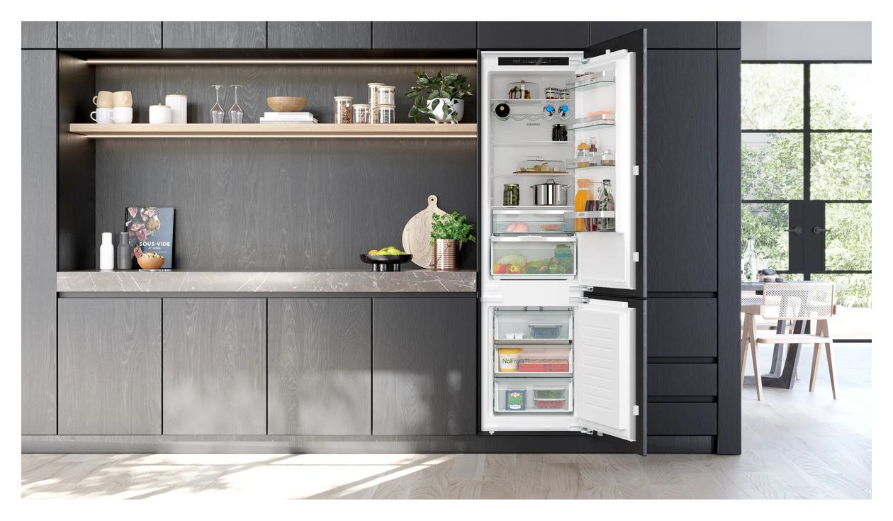 iQ300 KI96NVFD0 215 l / 75 l 194 cm Einbau Kühl-/Gefrierkombination 184 kWh NoFrost 