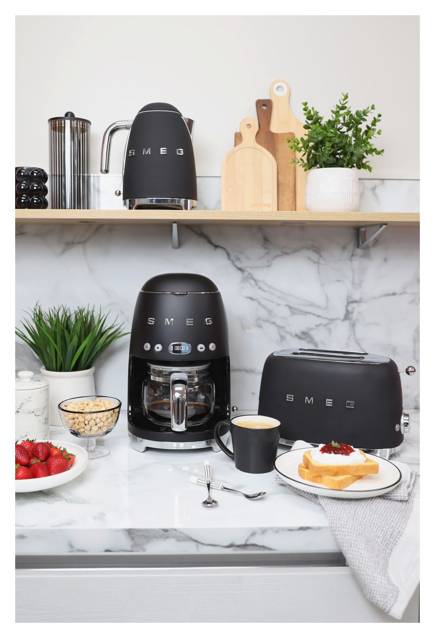 DCF02BLMEU 10 Tassen Filterkaffeemaschine 1,4 l  (Schwarz) 