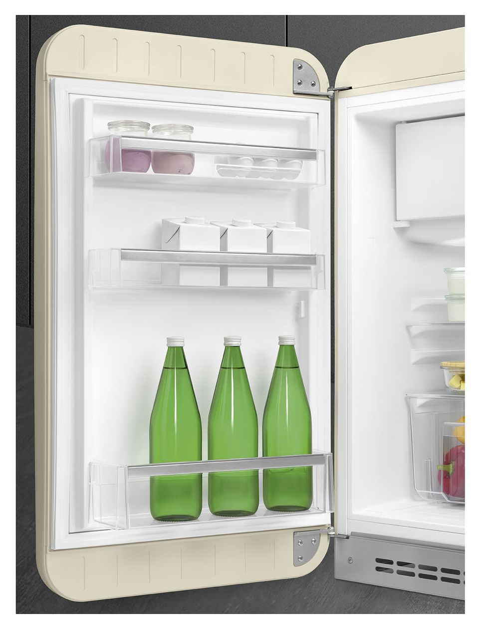 FAB10LCR6 122 l / 105 l Kühlschrank freistehend EEK: D 115 kWh Jahr  (Cremefarben) 