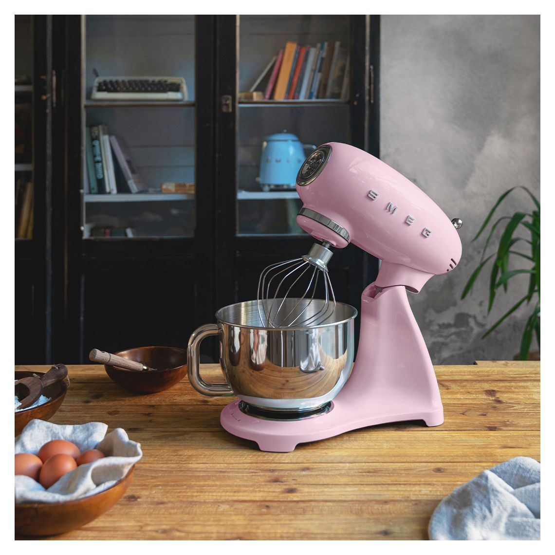SMF03PKEU 800 W Küchenmaschine 4,8 l  (Pink) 