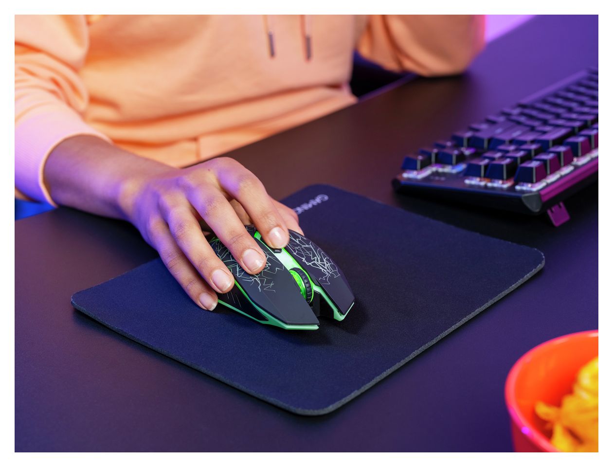 GXT 107 Izza 2000 DPI Gaming Maus Optisch  (Schwarz) 