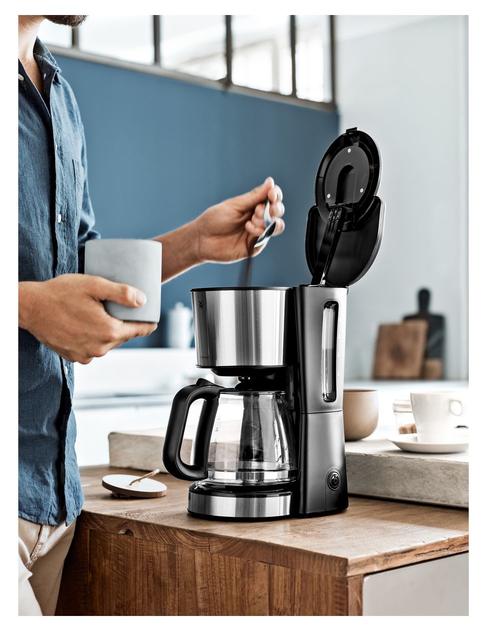 Bueno 10 Tassen Filterkaffeemaschine 1,7 l  (Schwarz, Chrom) 