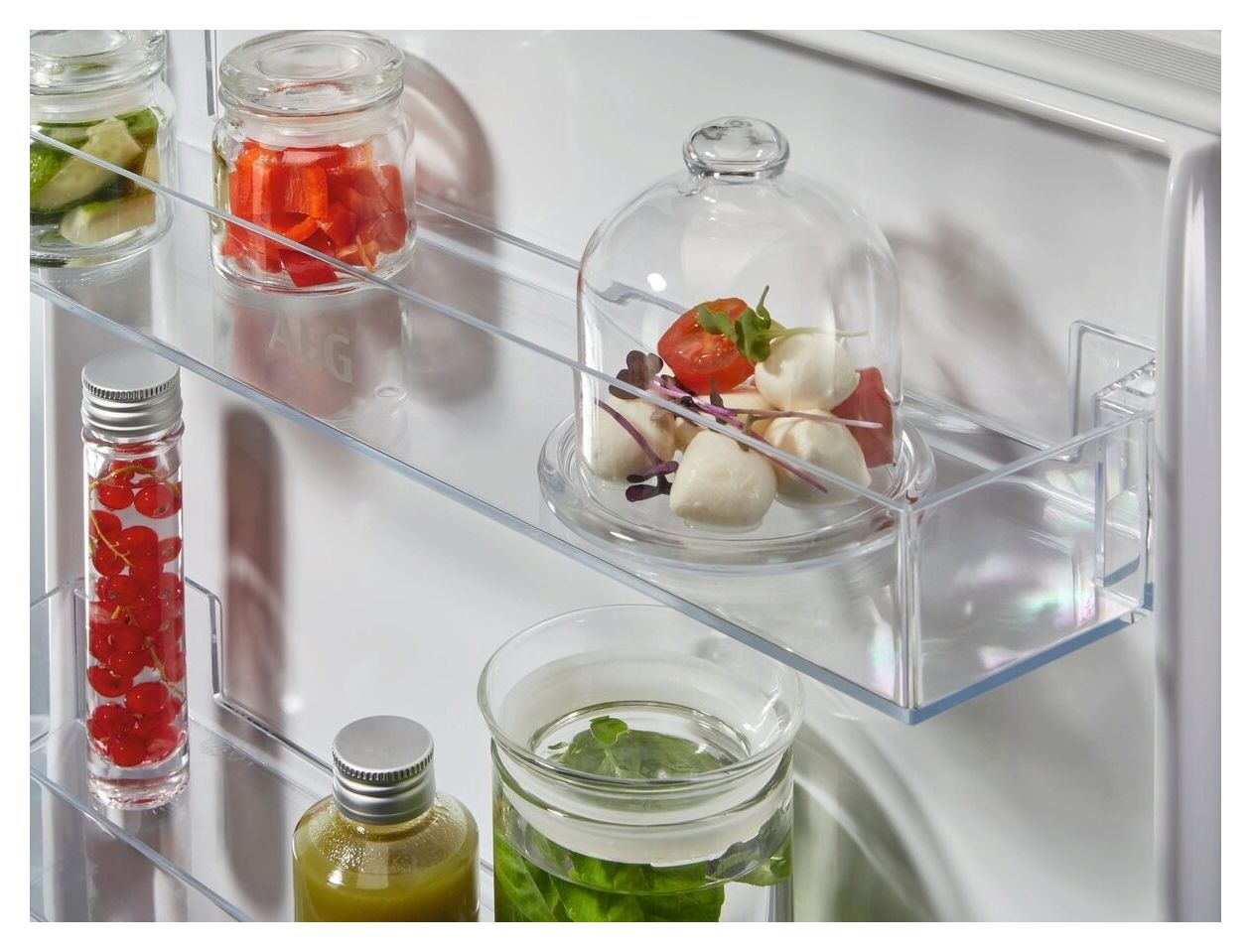 Serie 7000 TC7CS181DS 186 l / 62 l 178 cm Einbau Kühl-/Gefrierkombination 173 kWh 