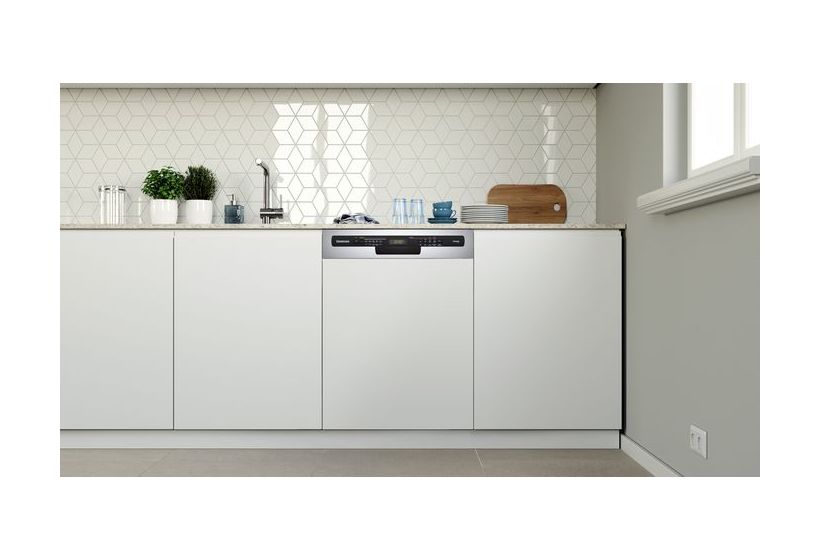 CG5IS01HTD 60 cm Geschirrspüler teilintegriert (ohne Front) Leise 12 Maßgedecke aquaStop Funktion Wärmetauscher 