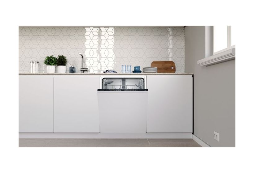 CG5VX01HTD 60 cm Geschirrspüler vollintegriert (ohne Front) Leise 13 Maßgedecke aquaStop Funktion 