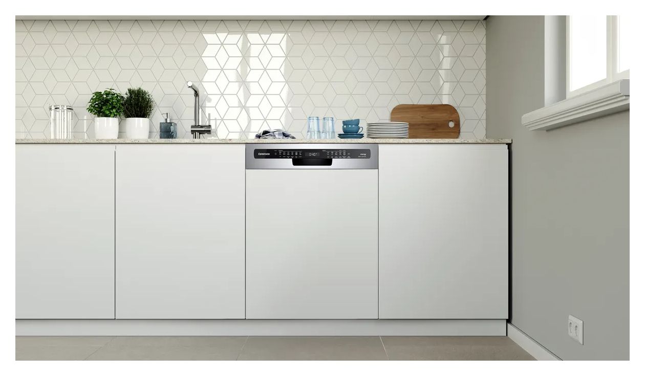 CG6IS01HBD 60 cm Geschirrspüler teilintegriert (ohne Front) Sehr leise 13 Maßgedecke aquaStop Funktion Wärmetauscher 