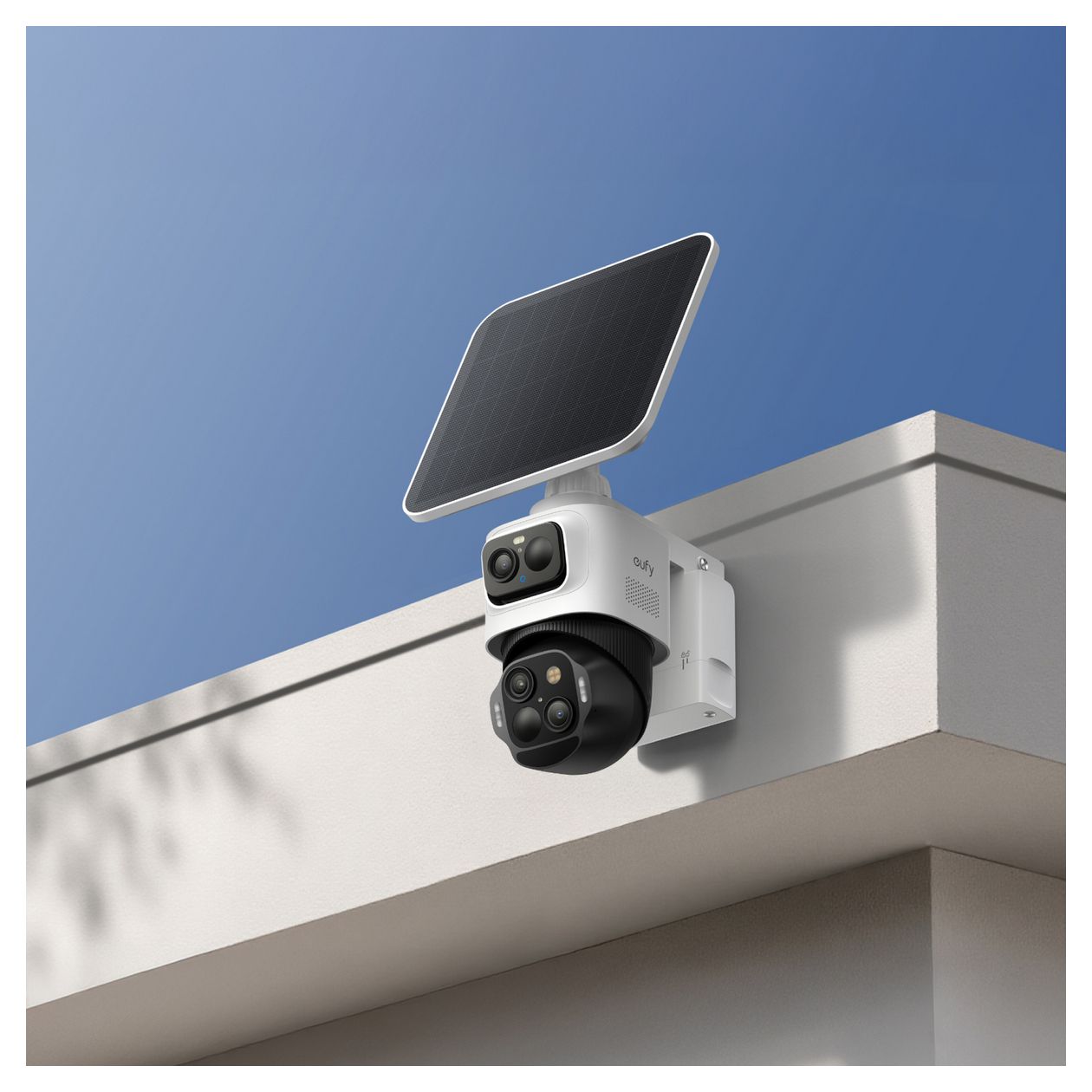 SoloCam S4 3840 x 2160 Pixel IP-Sicherheitskamera IP65 Innen & Außen Nachtsicht  (Schwarz, Weiß) 