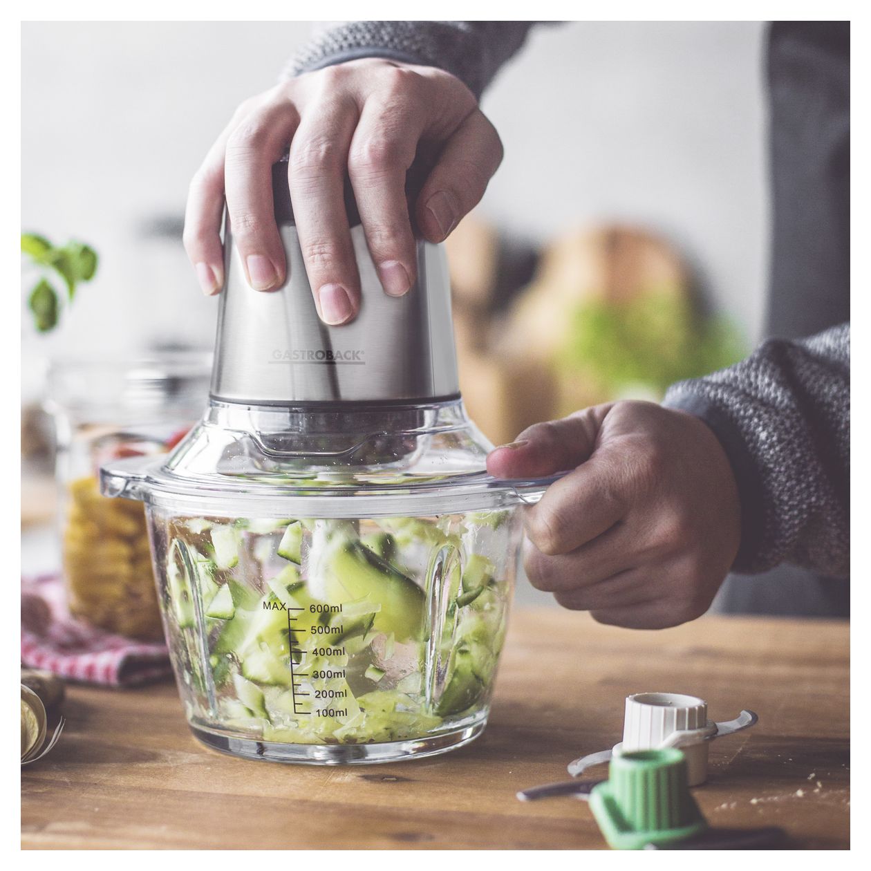 40961 Design Mini Chopper Plus Zerkleinerer 400 W 6 Klingen 0,6 l Glas Behälter (Edelstahl, Transparent) 