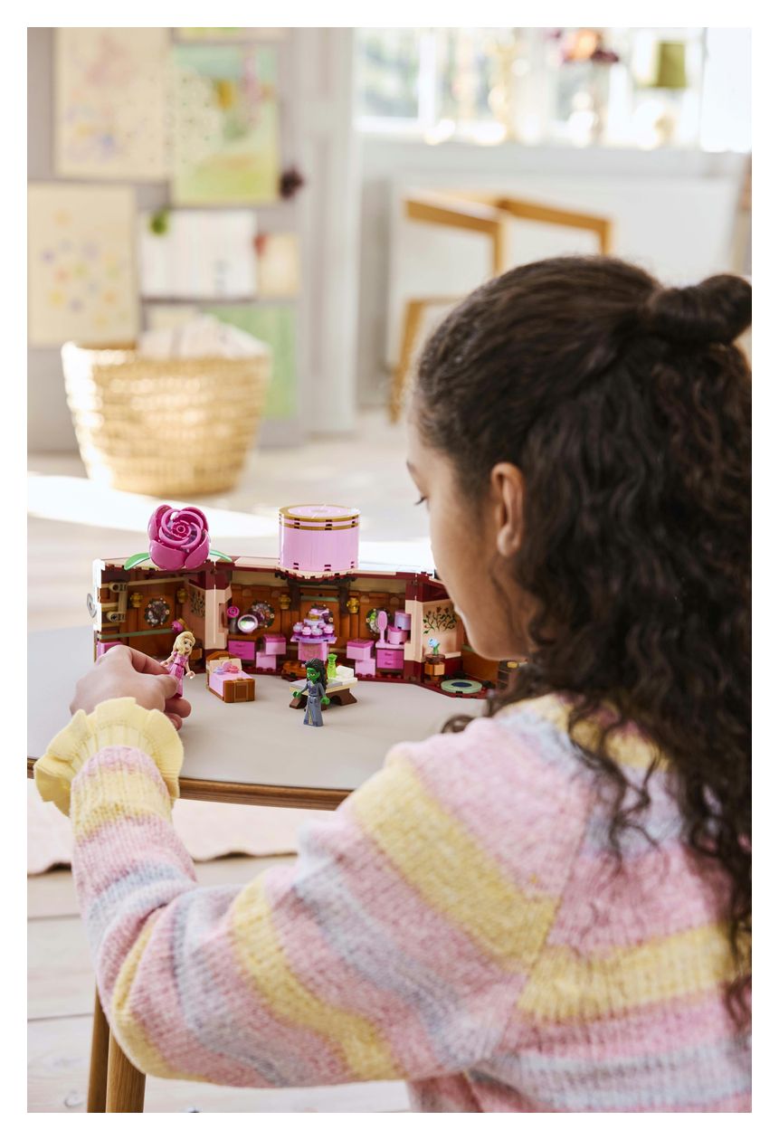 Glindas und Elphabas Schlafsaal 