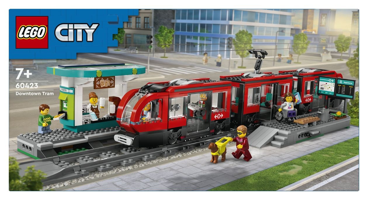 Straßenbahn mit Haltestelle 