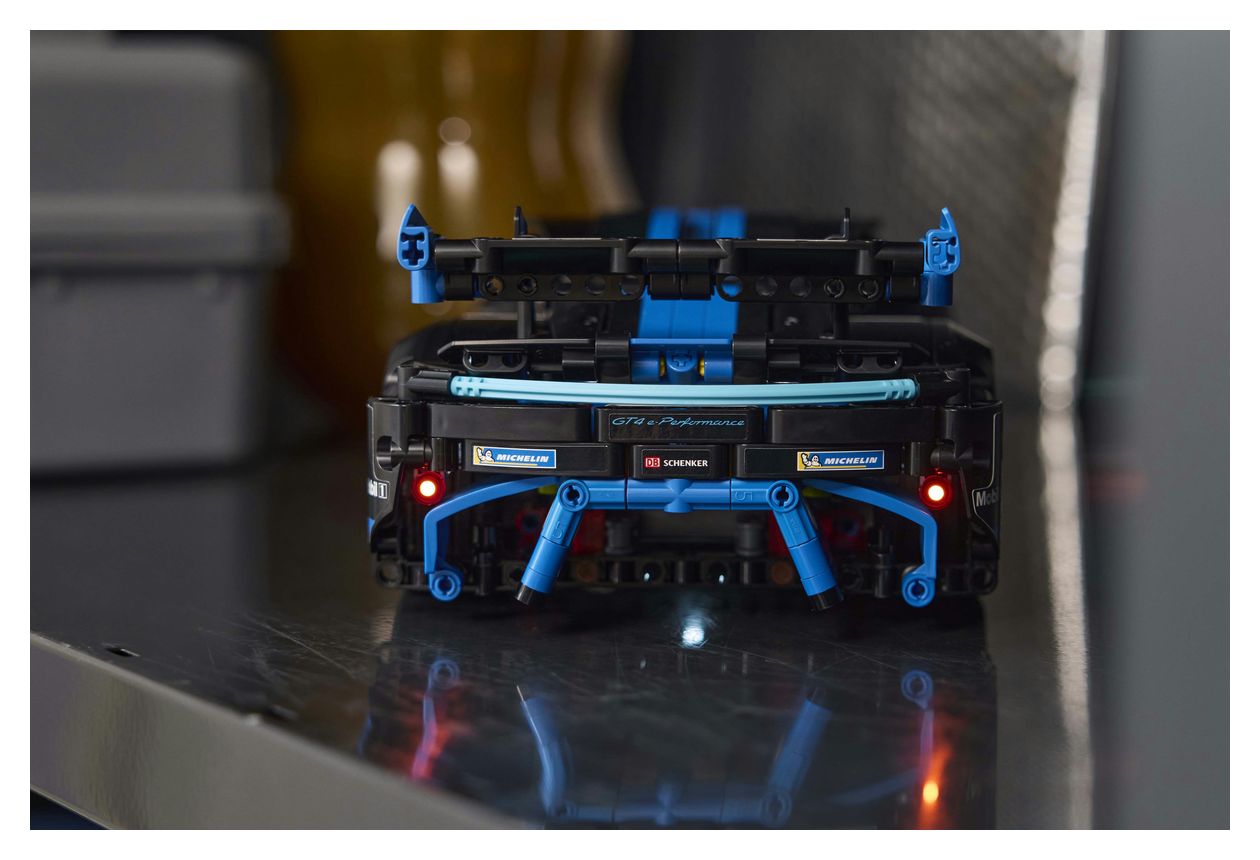 Technic Porsche GT4 e-Performance Rennwagen Bauset 836 Teile  (Mehrfarbig) 