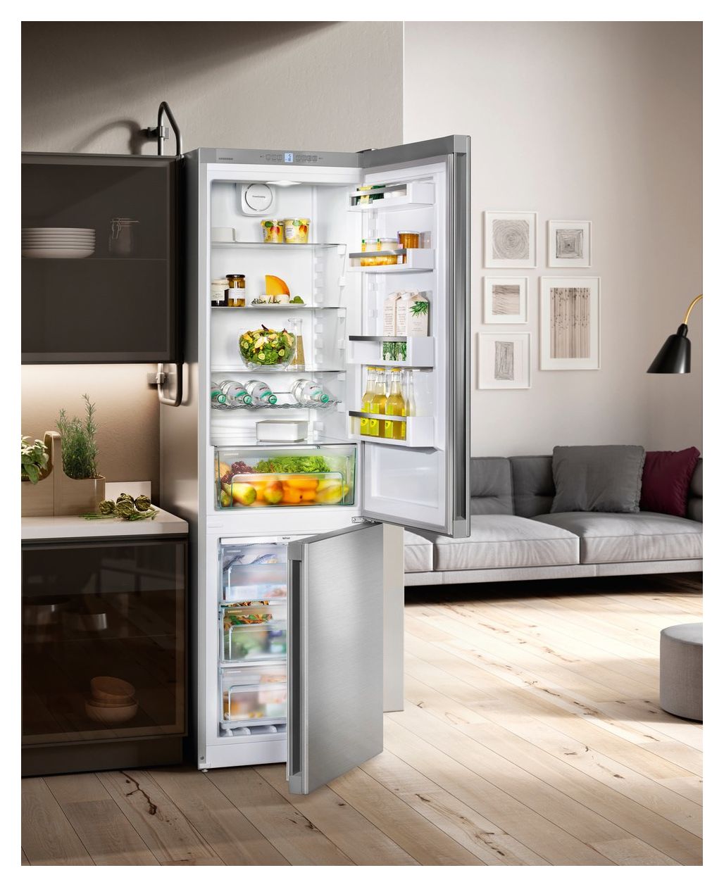 CNPef4813-22 243 l / 101 l Kühl-Gefrierkombi freistehend NoFrost 201 kWh Jahr  (Silber) 