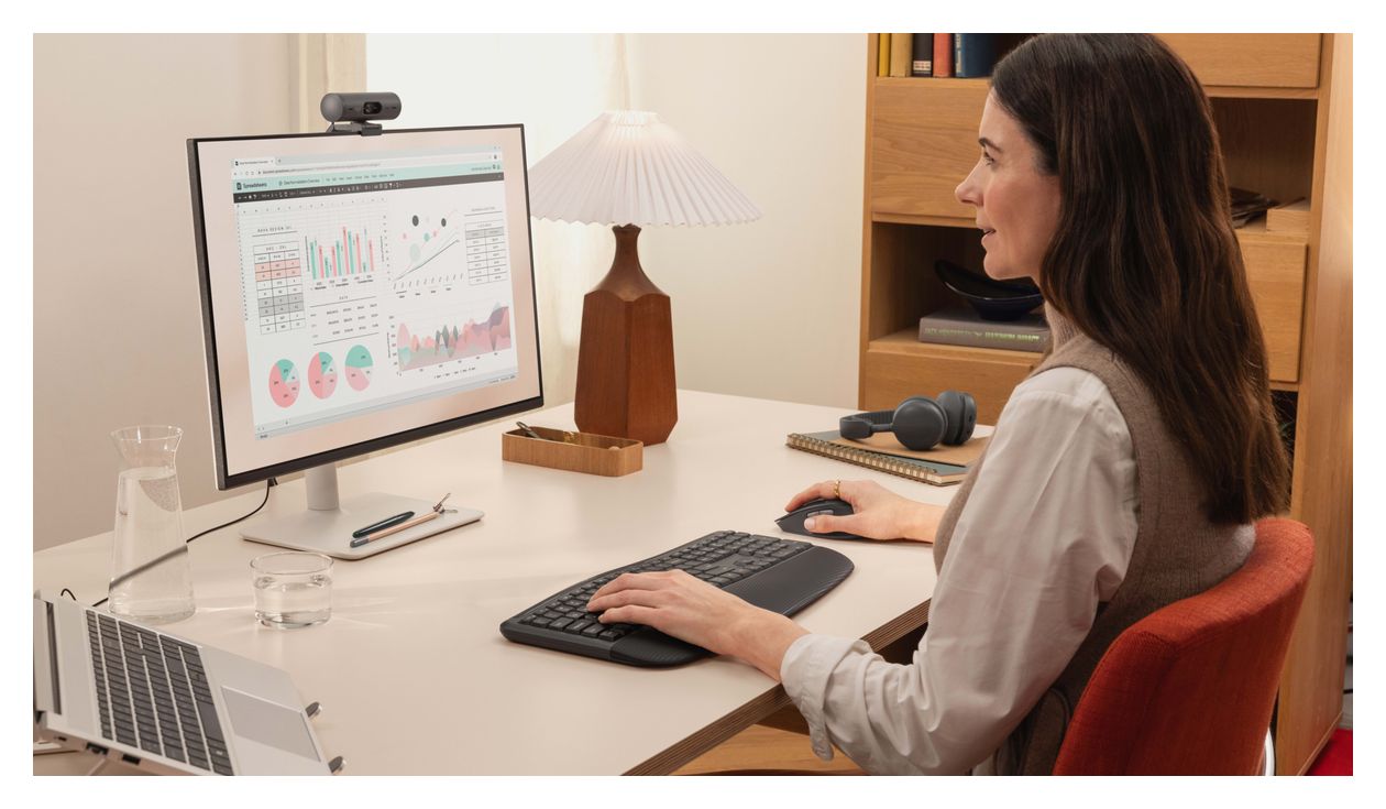 MK880 Signature Comfort Plus Combo Universal Tastatur RF Wireless + Bluetooth 2.4 GHz  (Graphit) 
