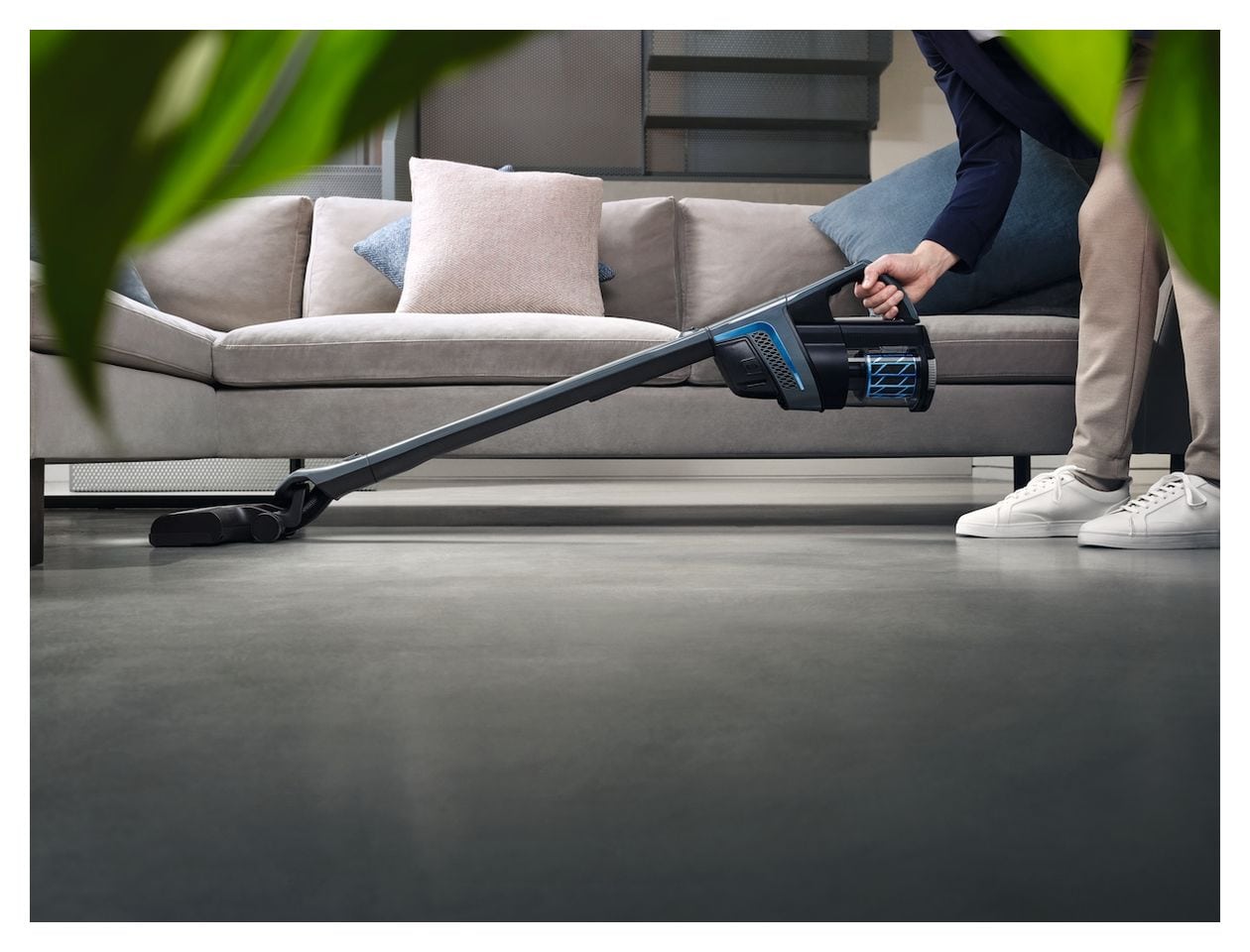 Triflex HX1 Flash Handstaubsauger Beutellos bis 60 min Laufzeit 25,2 V HEPA  (Graphit) 