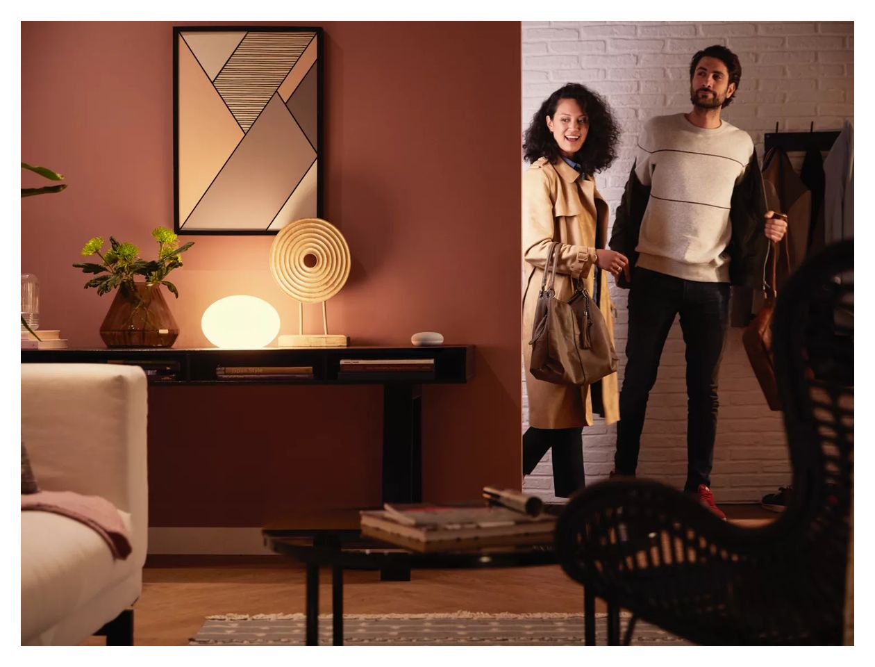 Hue White E27 A60 Viererpack LED Intelligentes Leuchtmittel Weiches Weiß 