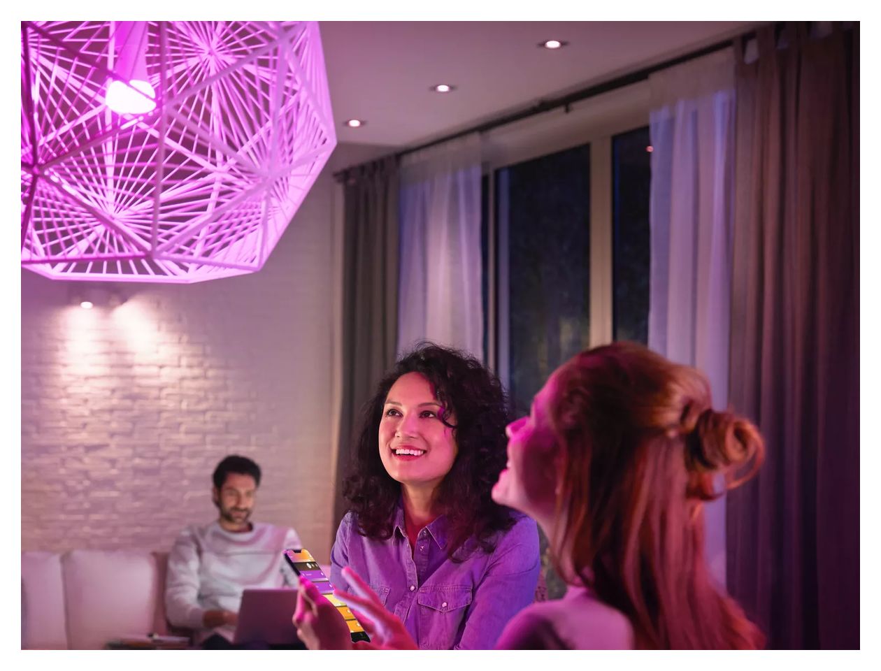 Hue White & Color Ambiance Starter-Set: E27 A60 Doppelpack LED Set für intelligente Beleuchtung Multi AC 