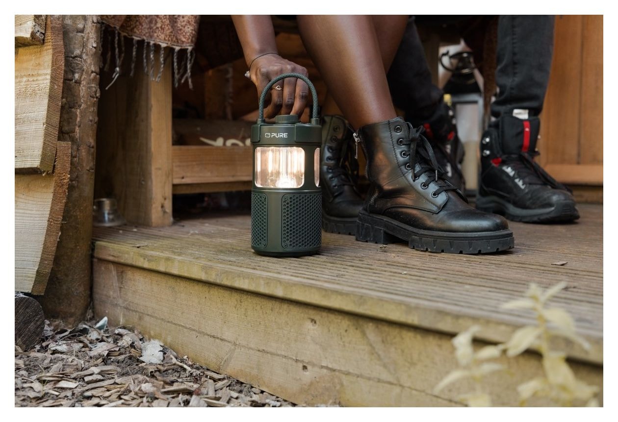 Audio Woodland Glow 20 W Bluetooth Lautsprecher IPX6 Laufzeit bis 14 h  (Grün) 