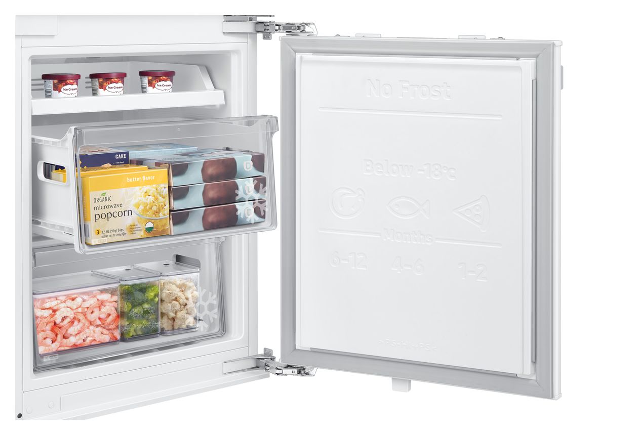 BRB80F26ACF0 190 l / 74 l 193,8 cm Einbau Kühl-/Gefrierkombination 185 kWh NoFrost 