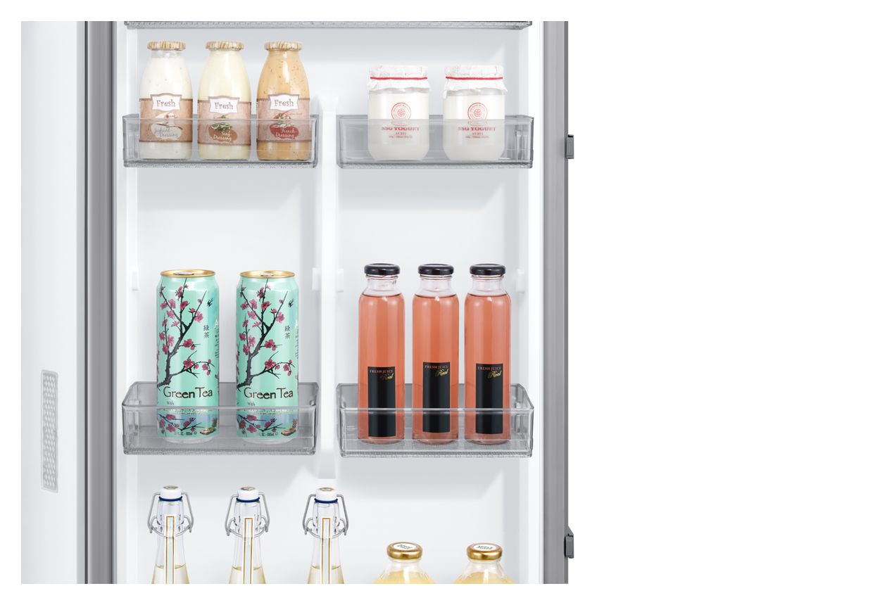 RR39C7BG7S9 387 l Kühlschrank freistehend EEK: C 77 kWh Jahr  (Edelstahl) 