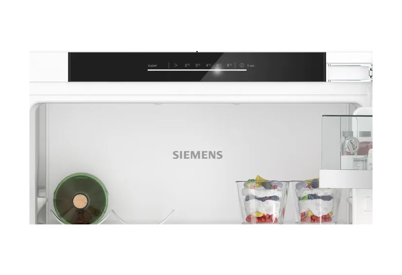 iQ500 KI21RADD1 136 l 88 cm Einbaukühlschrank EEK: D 74 kWh Jahr 
