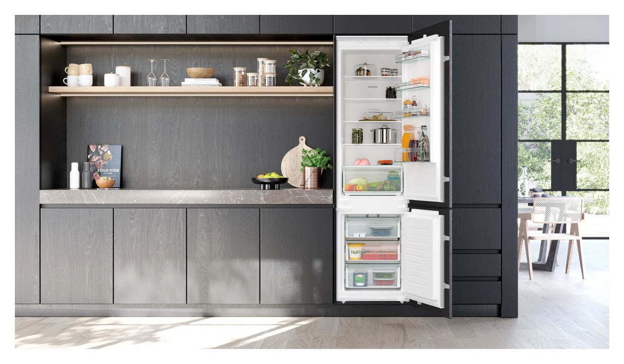 iQ100 KI96NNSE0 Schlepptür 215 l Kühlteil 75 l Gefrierteil 194 cm Einbau Kühl-/Gefrierkombination NoFrost 