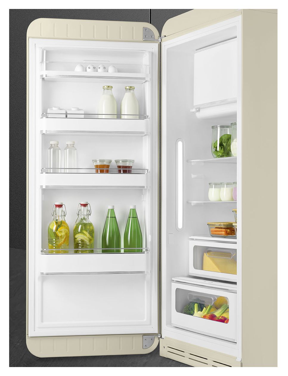 FAB28LCR6 270 l / 244 l Kühlschrank freistehend EEK: C 104 kWh Jahr  (Cremefarben) 