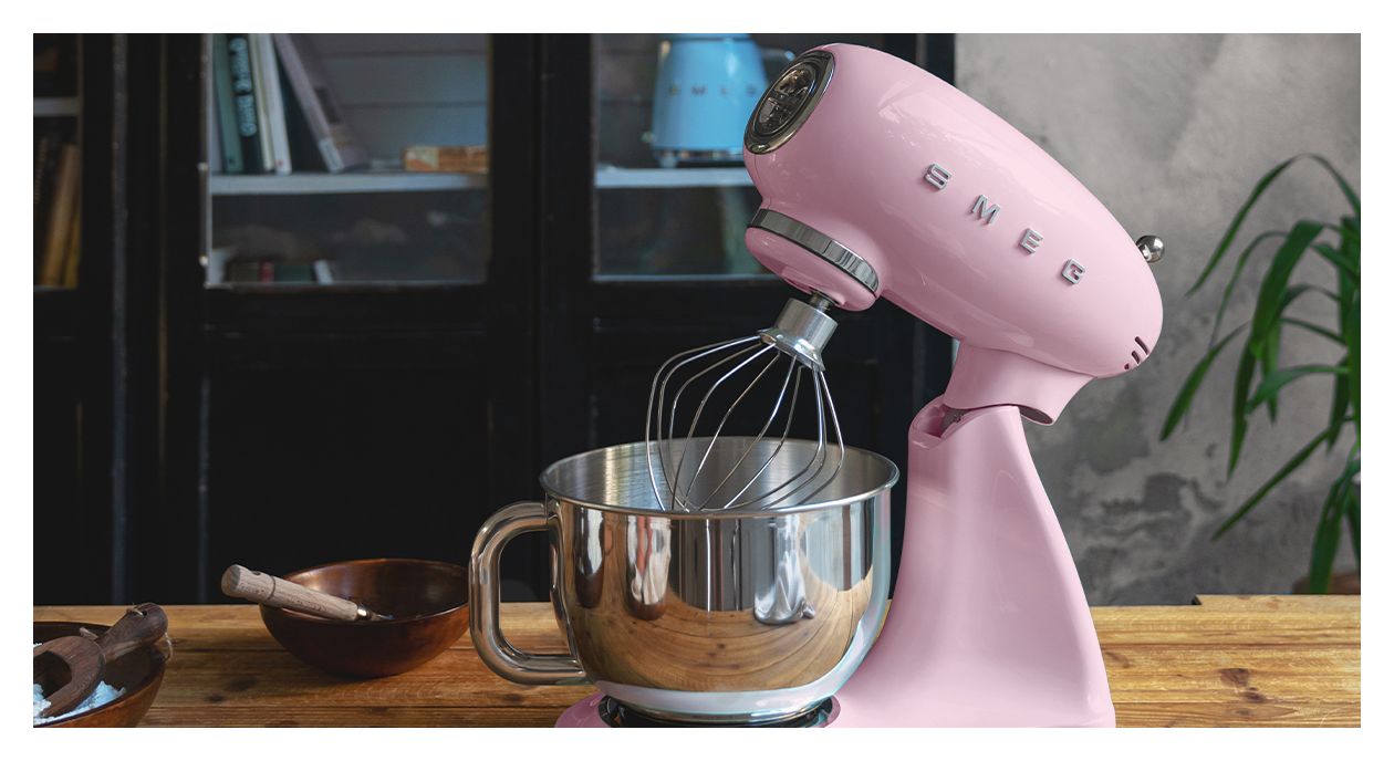 SMF03PKEU 800 W Küchenmaschine 4,8 l  (Pink) 