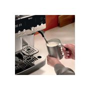 Thumbnail7