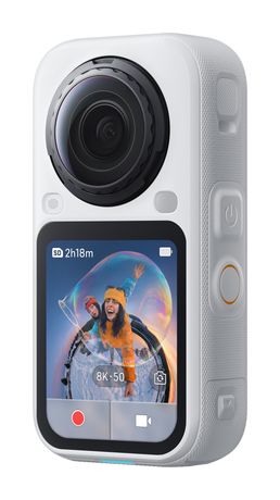 Insta360 X6 Standard Bundle 15520 x 7760 Pixel Actioncam 170° 120 MP  (Weiß) f&uuml;r 699,00 Euro